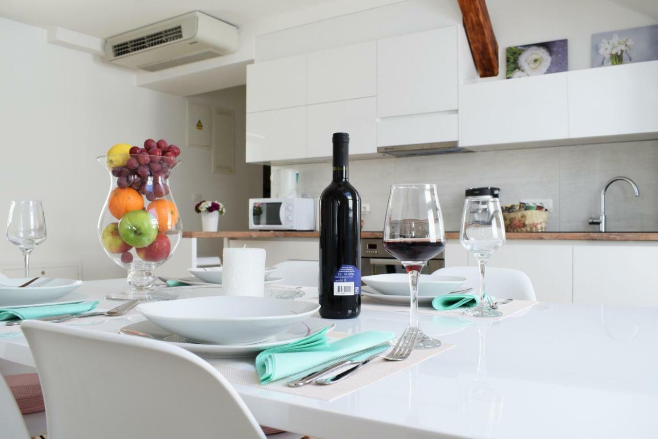 Lunima Apartment ซาเกร็บ ภายนอก รูปภาพ