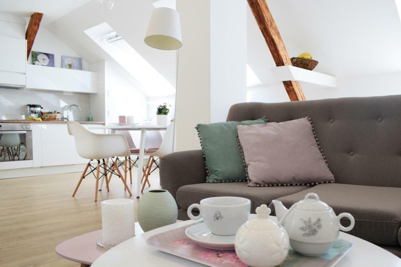 Lunima Apartment ซาเกร็บ ภายนอก รูปภาพ