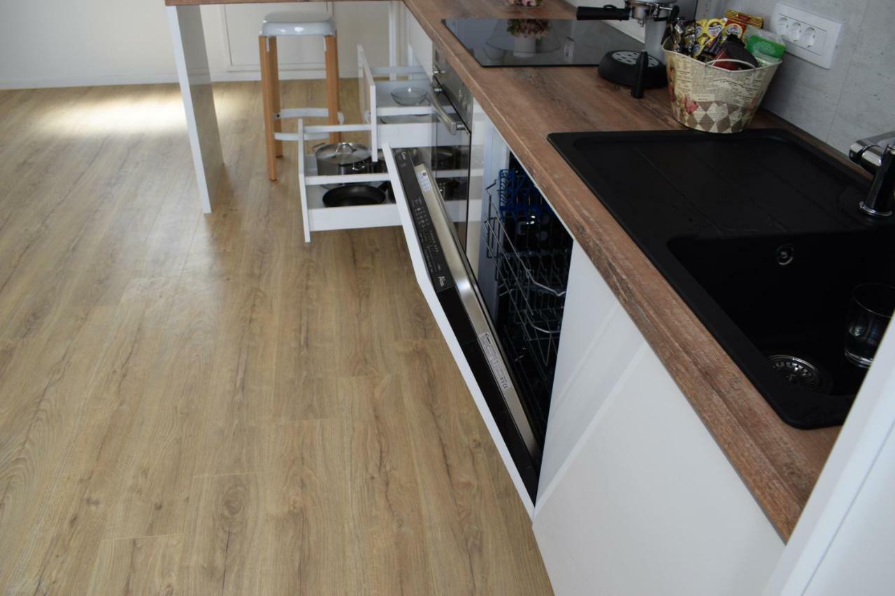 Lunima Apartment ซาเกร็บ ภายนอก รูปภาพ