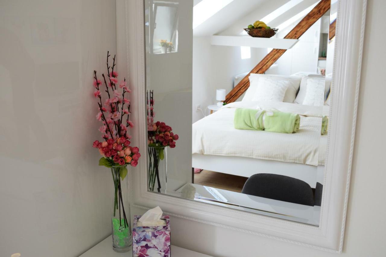 Lunima Apartment ซาเกร็บ ภายนอก รูปภาพ